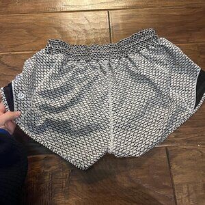 Hotty Hot Low-Rise Lined Short 2.5"